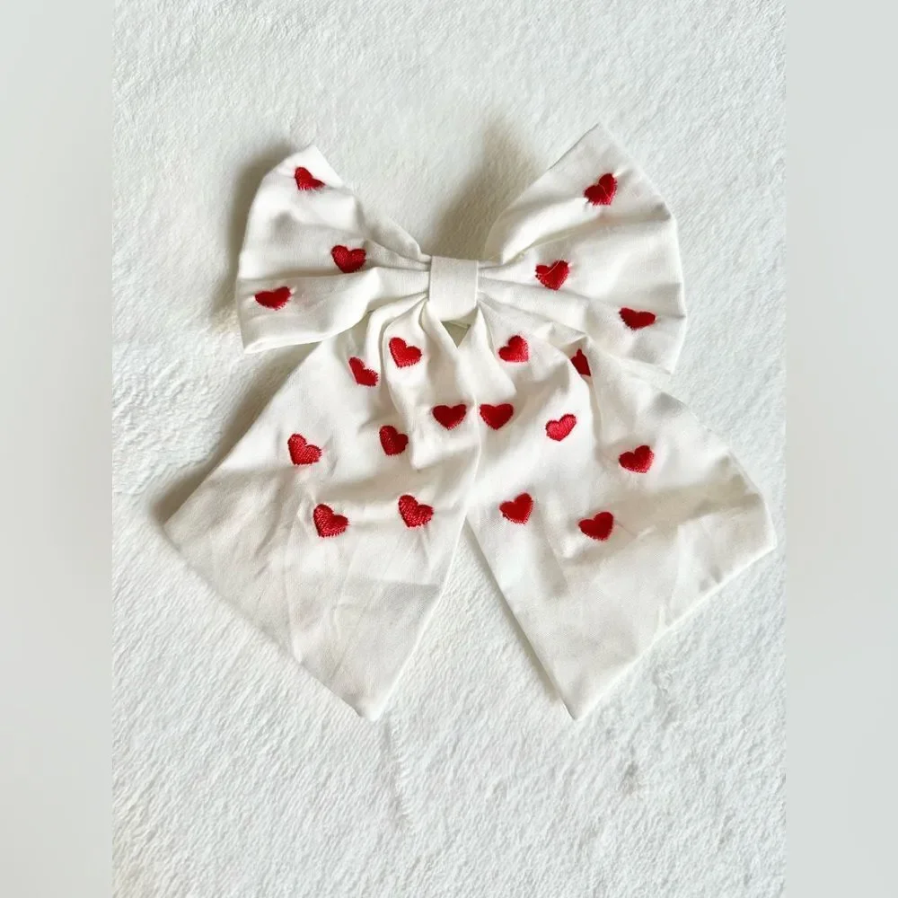 Valentines White bow with red bows